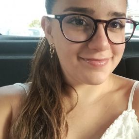 Paula, Niñera o canguro en Agaete