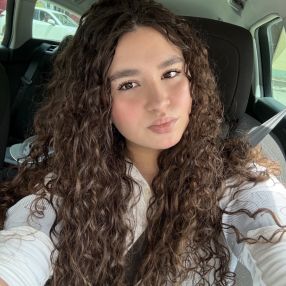Lorena, Babysitter in Herencia