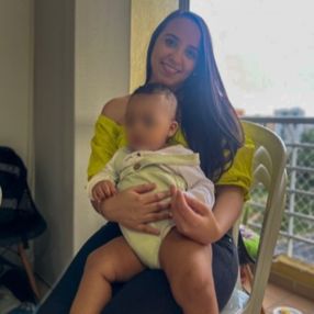 Valentina, Niñera o canguro en Puebla de Vallbona