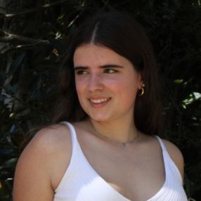 Maren, Babysitter in Guipúzcoa