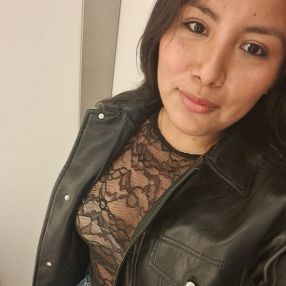 Jaquelina, Niñera o canguro en Hellín