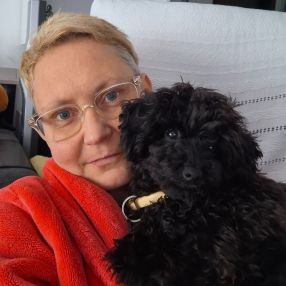 Iveta, Niñera o canguro en Arbúcies