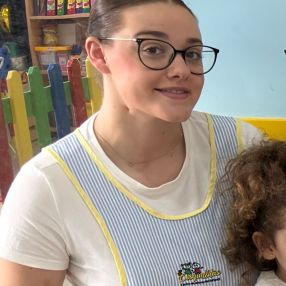 Kiara, Niñera o canguro en Los Palacios y Villafranca
