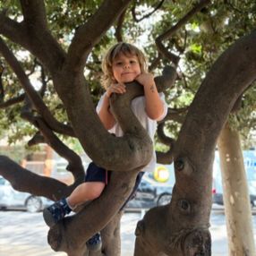 Pilar, Familia en Sabadell