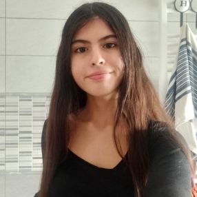 Paula Daniela, Niñera o canguro en Godella