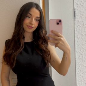 Nerea, Niñera o canguro en Brunete