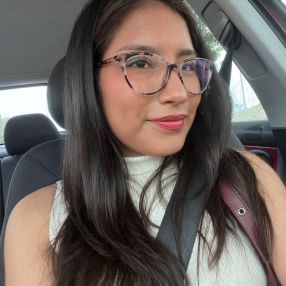 Stefany, Niñera o canguro en Balanegra
