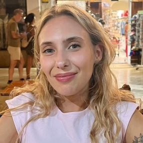 MIREIA, Niñera o canguro en Premià de Mar