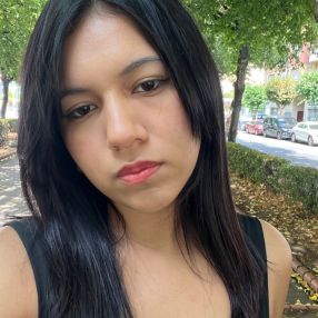 Gladys, Niñera o canguro en Ugeraga