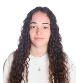 Silvia, Babysitter in Xirivella
