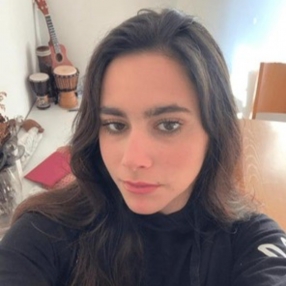 Desirée, Niñera o canguro en Sant Salvador