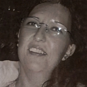 Mirella, Niñera o canguro en Campello