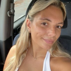 Maya luna, Babysitter in Santa Eulalia del Río
