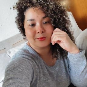 Laura, Niñera o canguro en Alacuás