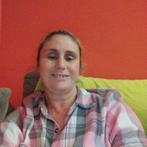 Tania, Babysitter in Boiro