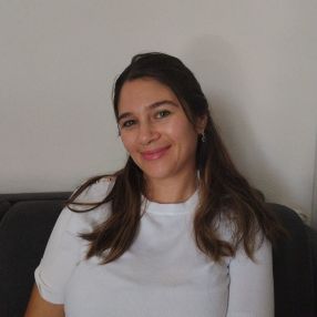 Massage des, Niñera o canguro en Peligros