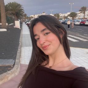 Cristina, Niñera o canguro en Teguise