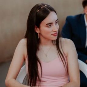 Valeria, Niñera o canguro en Utebo