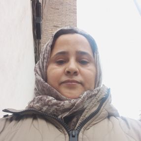 Fatma, Niñera o canguro en Utebo