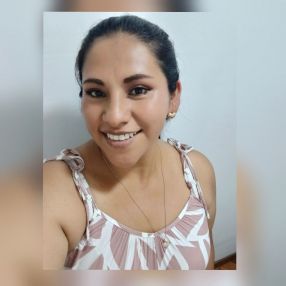 Rocio, Babysitter in Cee