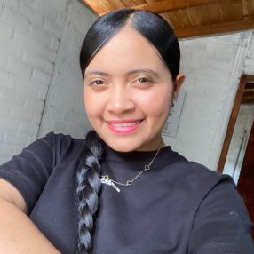 Daniela, Babysitter in Abrera