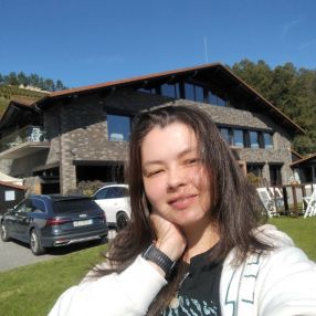 Yuly Milena, Babysitter in Irun