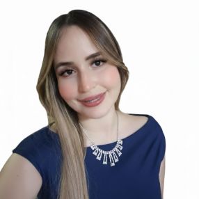 Celeste, Babysitter in Elx