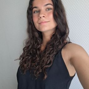 Noa, Babysitter in Vizcaya
