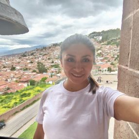 Karen, Niñera o canguro en Pinto