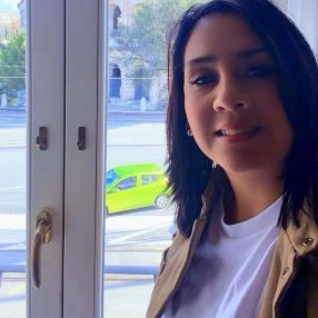 Natalia, Niñera o canguro en Alcarràs