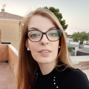 Andrea, Babysitter in Canyelles
