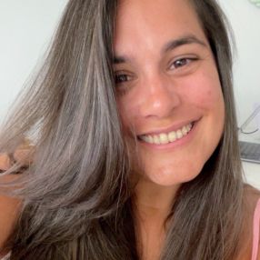 Mónica, Niñera o canguro en Ribarroja de Turia