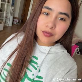 Melani Andrea, Babysitter in Tudela