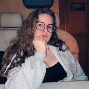 Nerea, Niñera o canguro en Santa Comba