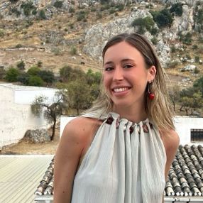 Lucia, Niñera o canguro en Córdoba