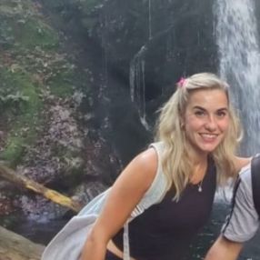 Amaia, Niñera o canguro en Burlada