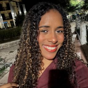 Franchesca, Babysitter in Tolosa