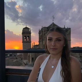 MARIA, Niñera o canguro en Alhendín
