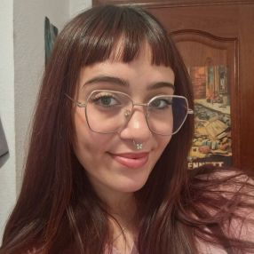 Abi, Babysitter in Sevilla