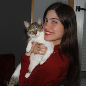 Isabela, Niñera o canguro en Celanova