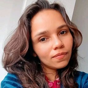 Eliane, Babysitter in Ponteareas