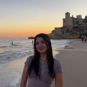 Berta, Babysitter in Sant Fruitós de Bages