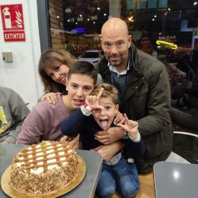 Rafa, Familia en Dos Hermanas