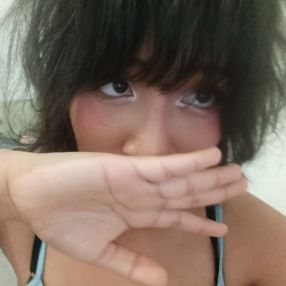 Giuliana, Niñera o canguro en Castalla