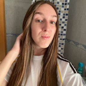 Desirée, Niñera o canguro en Huétor Tájar