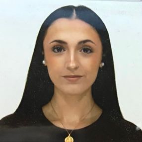 Aroa, Niñera o canguro en Beasain