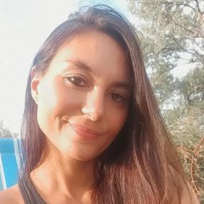 Gisela, Niñera o canguro en Salou