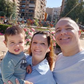 Xavi, Familia en València