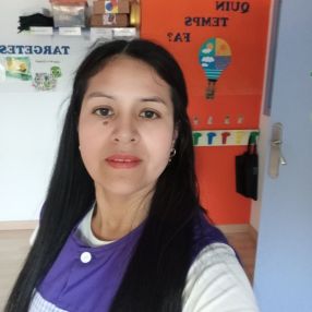Luz, Niñera o canguro en Villarreal