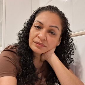 Lauren, Niñera o canguro en Alginet